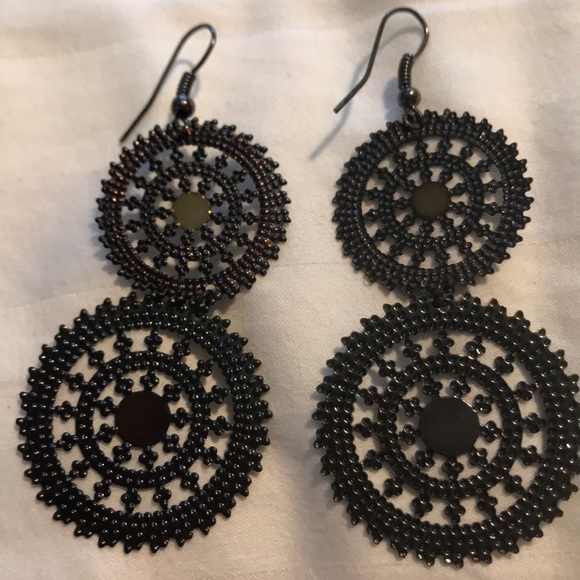 Fabulous Hanging Earrings - Picture 2 of 6